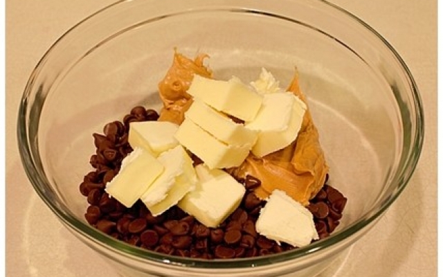 Chocolate peanut butter pretzels Ingredients 1/2 pound pretzel sticks 2 Cups milk chocolate chips 1 Cup creamy peanut butter 1 stick ...